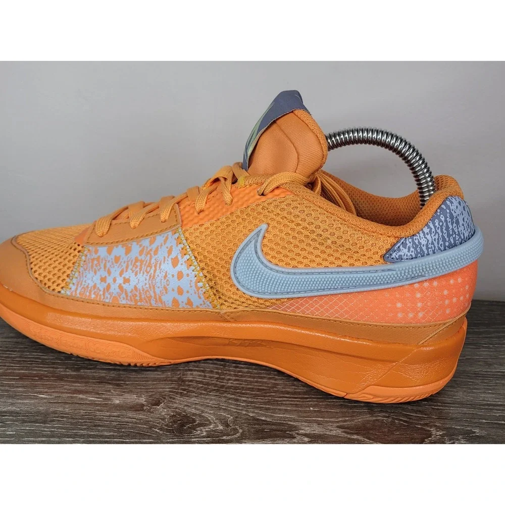 Nike ja mismatched